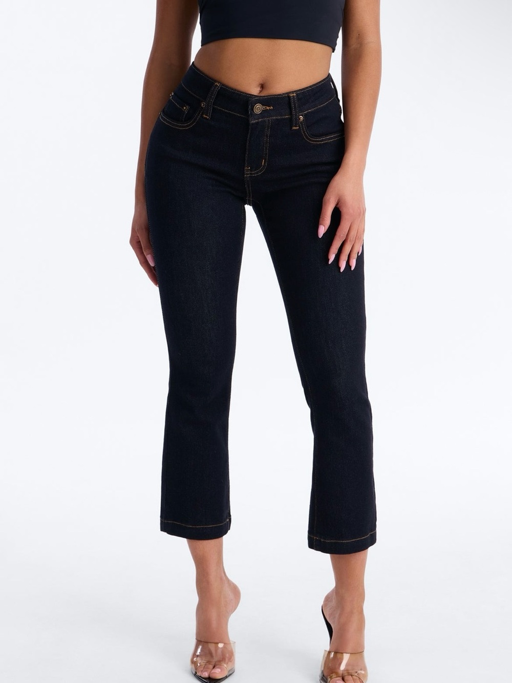Fashion Nova Dark Wash Cropped Jeans - Black